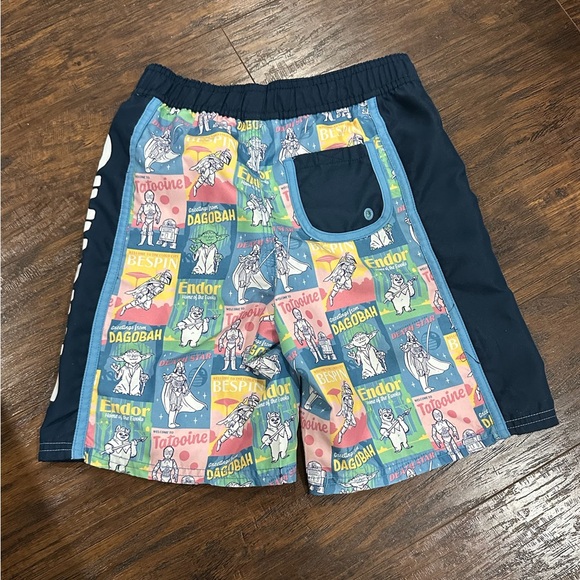 Disney Star Wars Boy's Swim Trunks Size 7/8 - Picture 4 of 8